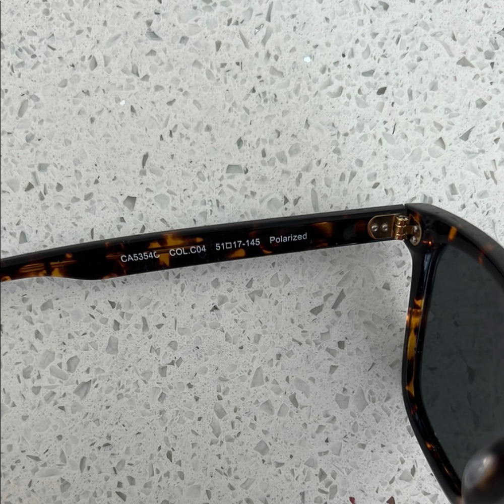 Classic Tortoise Shell Sunglasses - Picture 6 of 6